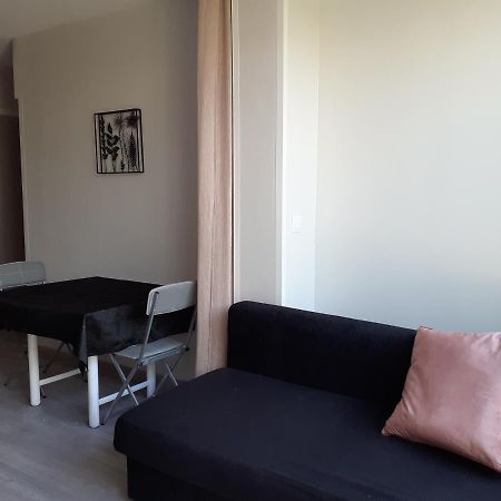 T2 Bord De Mer Avec Jardin Et Piscine Saint Aygulf Luaran gambar
